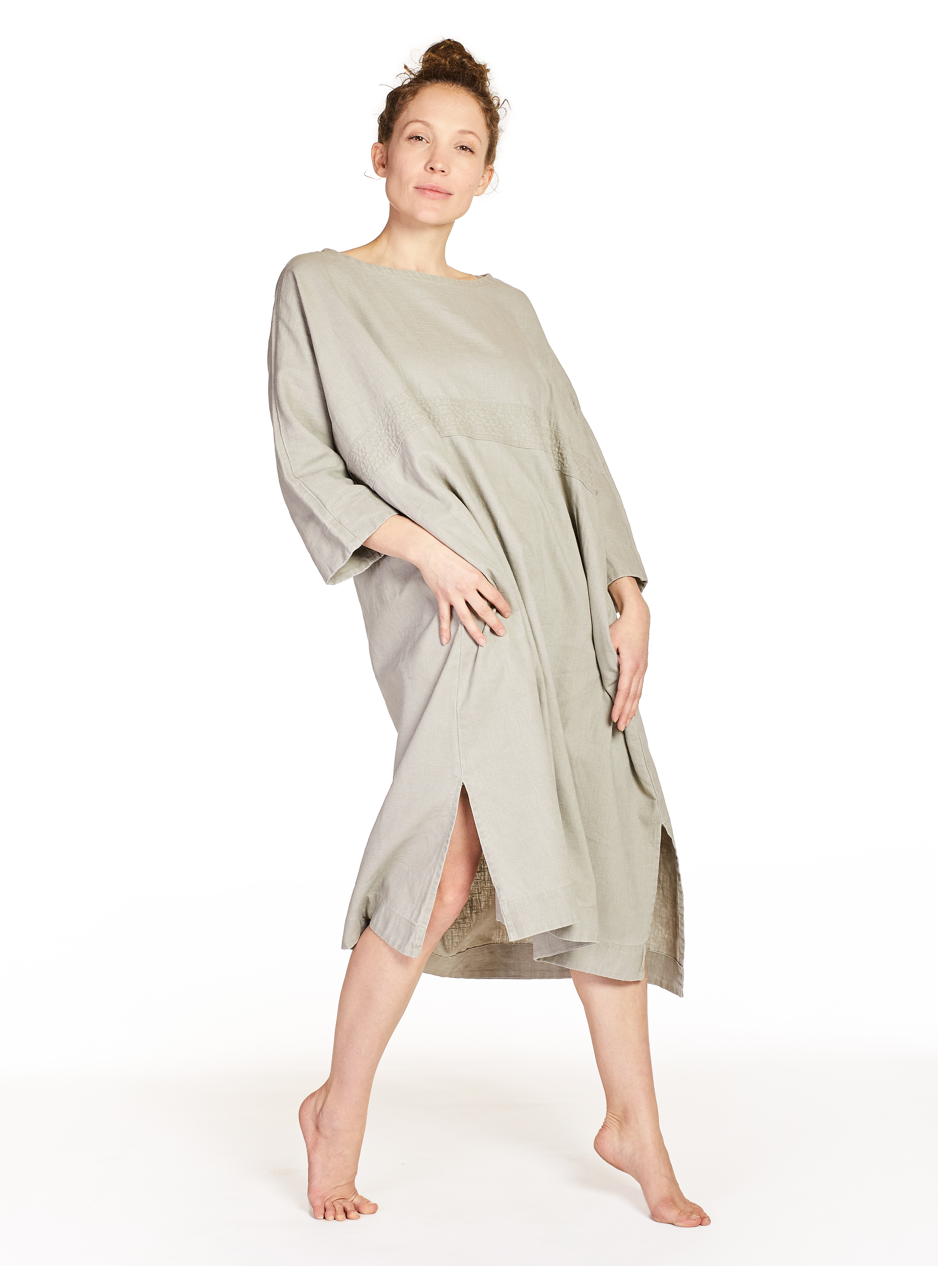 Artikelbild 2 des Artikels “Leinenkleid Recover oliv MEDIUM | oliv“