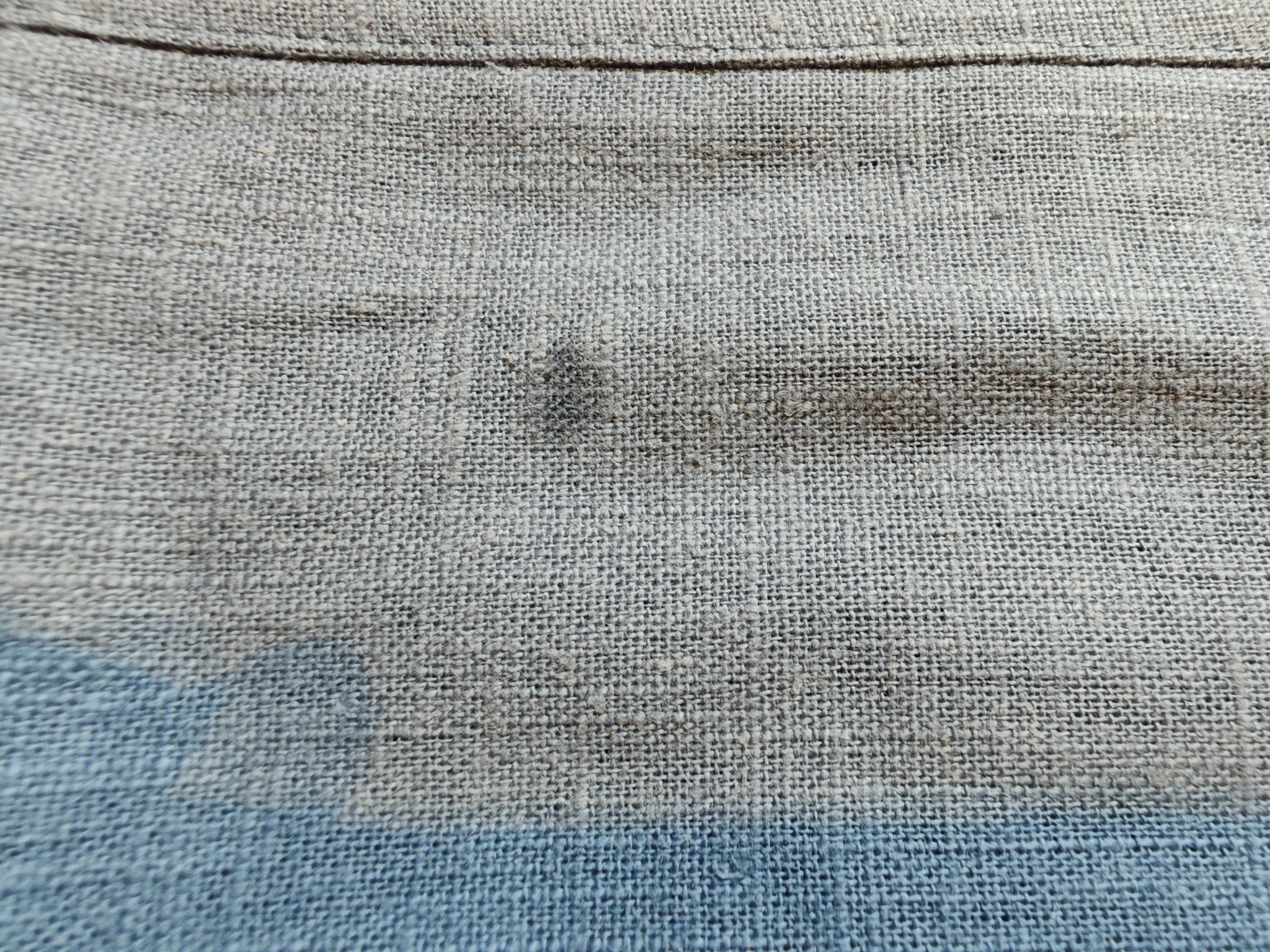 Artikelbild 4 des Artikels “ESSENTIAL hellblau (XXL) - kl. Fleck “